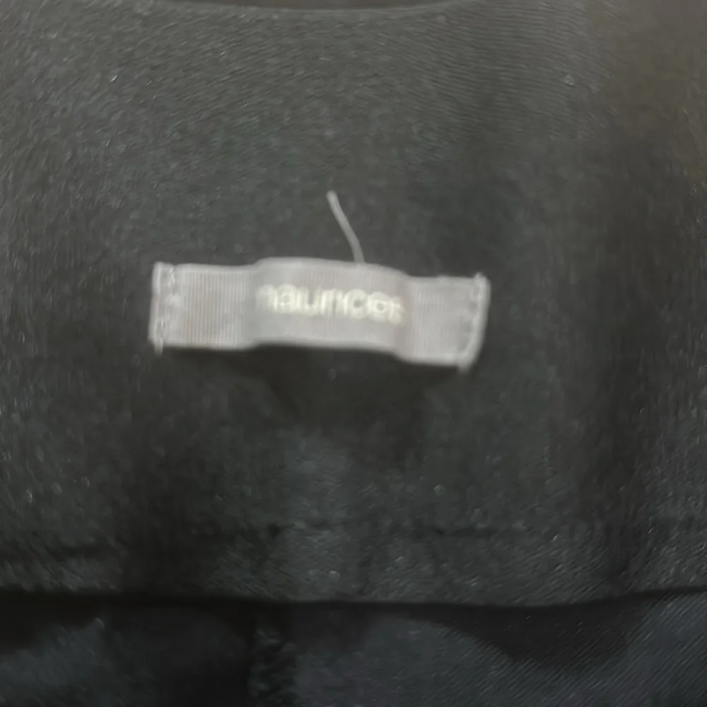 Maurice’s stretchy pants - Picture 4 of 4